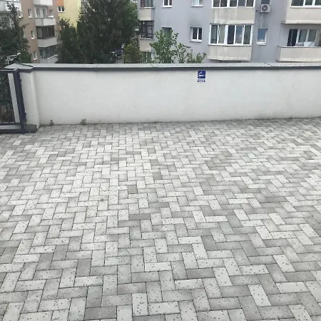 Ideal Apartment